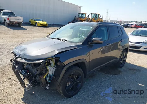 2020 Jeep Compass Altitude 4X4 from USA, damaged, VIN 3C4NJDBB5LT256456